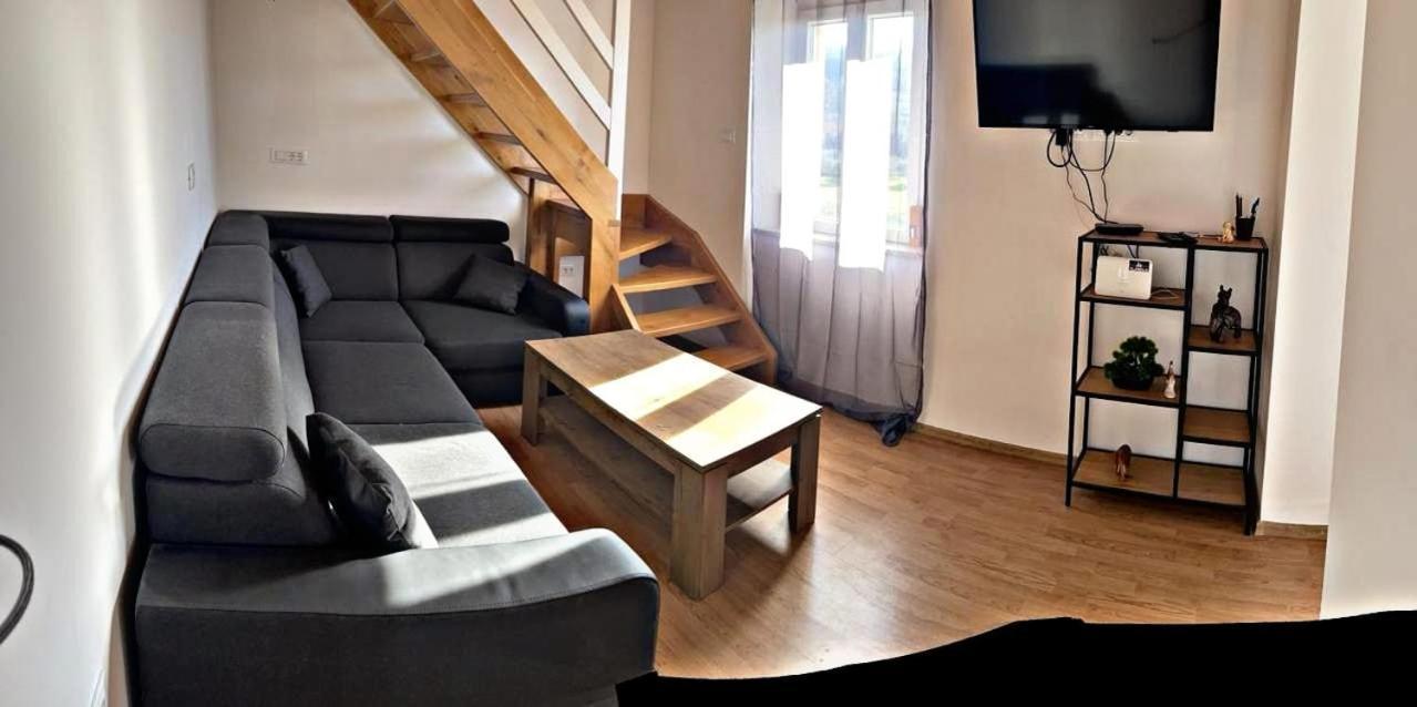 Amani Modern Apartment Lumbarda Eksteriør billede
